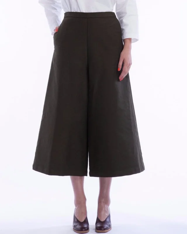 Limber Pant in Moss Wide-Leg Crop,